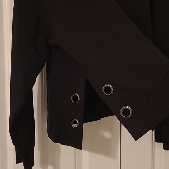 Renuar Black Oversized Sweater with Side Grommets - Picture 4 of 6